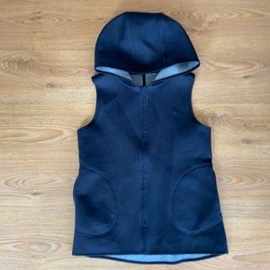 lululemon // reversible vest